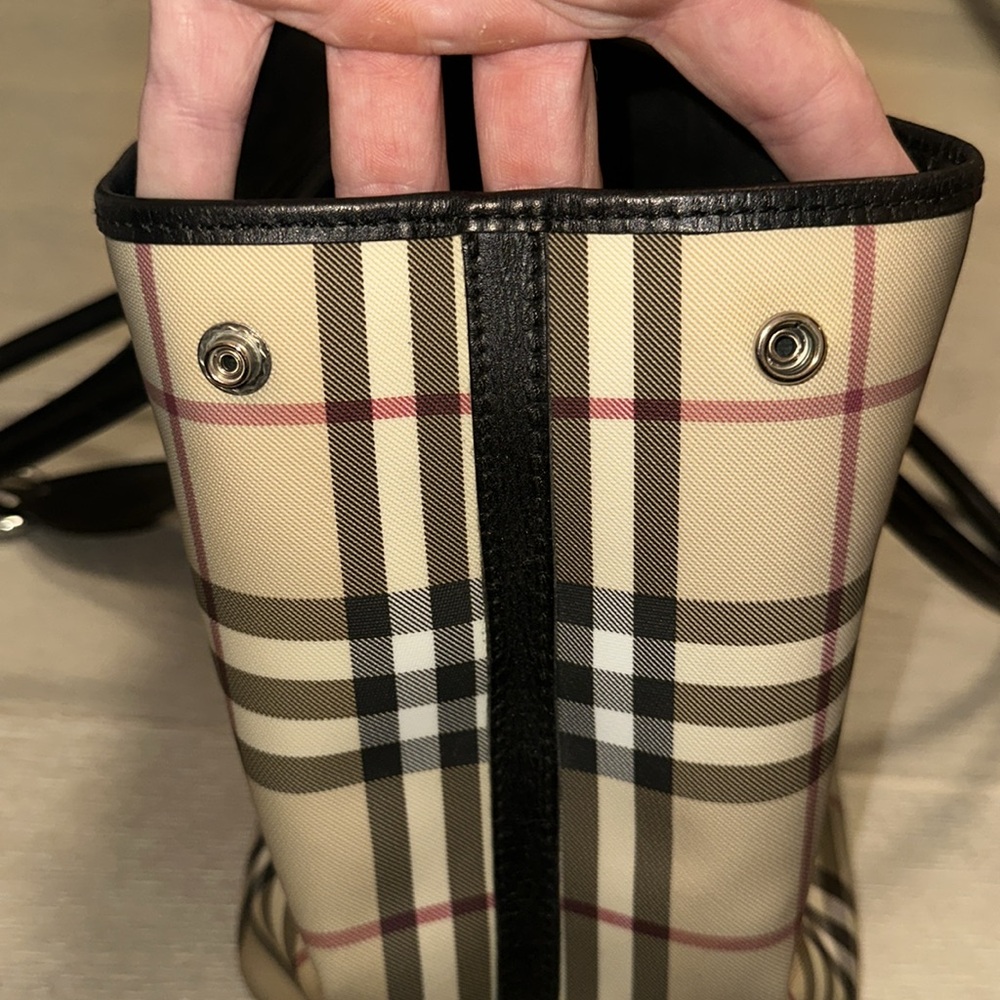 Burberry Tote Purse - Picture 5 of 10